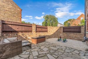 Photo 14- click for photo gallery